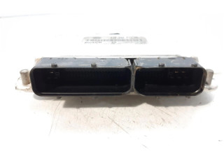 Блок управления двигателем Блок управления 038906019NS Skoda Fabia Mk2 (5J)
