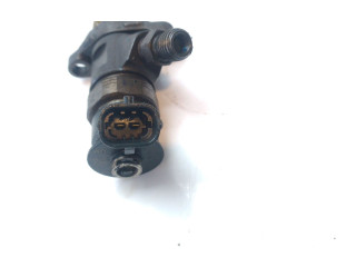 Форсунка 338002A400    Hyundai Getz  D4FA 