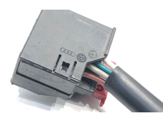 Zpětné zrcátko  Volkswagen Caddy 2005    