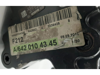 Vstřikovací lišta A6420700801, A6420104345 Mercedes-Benz E A207 OM 642.852