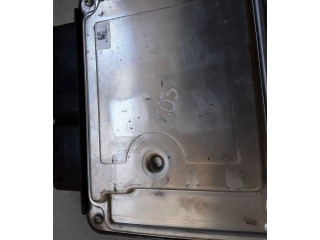 Řídící jednotka 03L906018CH, 03L906018BR Skoda Superb B6 (3T) 2011