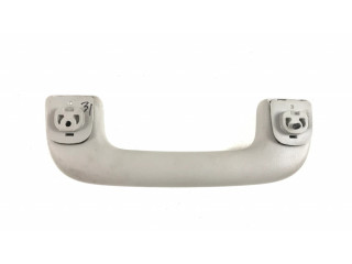 Передняя ручка