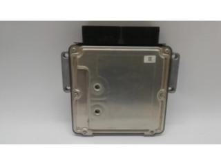 Блок управления двигателя 68328041AA, 0281033582 Jeep Compass