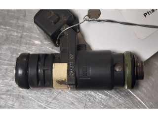 Vstřikovač 132111041872 Renault Wind