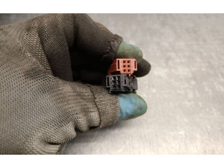 Зеркало электрическое        Peugeot 5008   -  года   