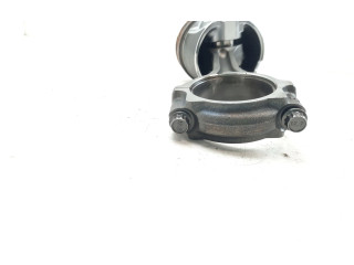 Поршень с шатуном 4N14 Mitsubishi Outlander