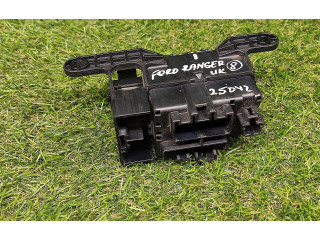 Блок предохранителей  53243WT01   Ford Ranger    