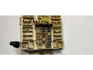 Блок предохранителей Lexus IS 200-300