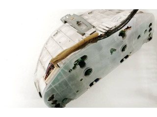 Панель приборов Mazda 626