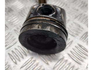  Поршень DCXA 04L107065D  Skoda Superb B8 (3V)  