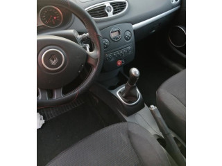 Модуль управления BSM 8201054131 Renault Clio III