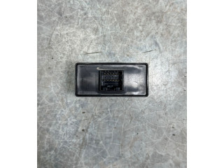 Блок управления 88183SA010, 011NM0002 Subaru Forester SG