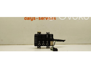 Блок предохранителей  RB101100B   Subaru Forester SH    