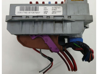 Блок предохранителей 51792197 Lancia Ypsilon