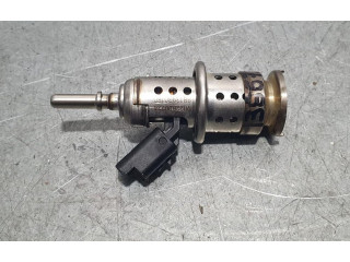 Vstřikovač 9813930180 Peugeot 208 YH01