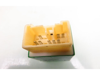 Блок управления двигателем Блок управления BJ3D675G2H, 2797000811 Mazda Premacy