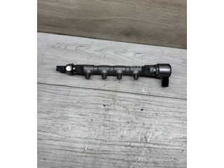 Топливная рампа 28523501, 04L130764B Skoda Octavia Mk3 (5E)