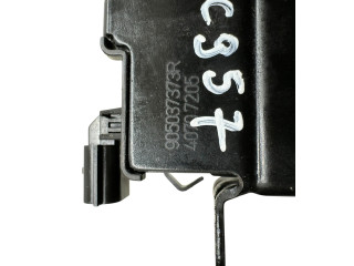 Замок багажника 905037373R, 40707205    Dacia Sandero  -  года