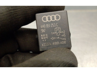Блок предохранителей 4H0951253C Audi Q3 8U