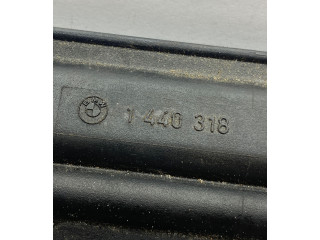 Vstřikovací lišta 1440318 BMW 7 E38 M52tub28