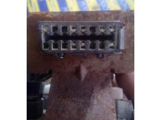 Pojistková skříňka Nissan Terrano 1986