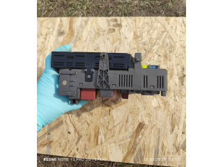   Pojistková skříňka 8200315964, 81N3   Renault Espace -  Grand espace IV 2004