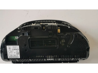 Přístrojová deska  BMW 7 F01 F02 F03 F04 2011 923294401  