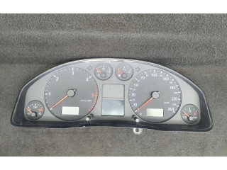 Спидометр (приборный щиток)  4B0920900F   Audi A6 S6 C5 4B 
