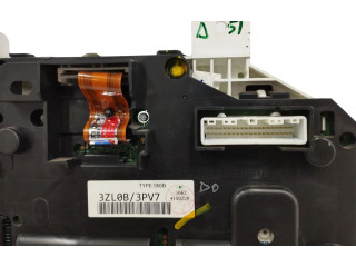 Přístrojová deska Nissan Pulsar 2015 3ZL0B