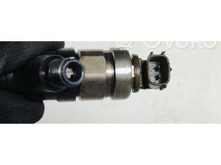 Vstřikovač 236700G010 Toyota Avensis T250 1CDFTV