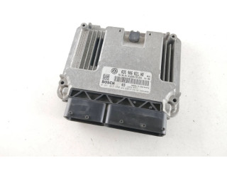 Řídící jednotka 03G906021HR, 03G906021AB   Volkswagen Caddy 2007