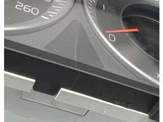 Панель приборов 31343325AA   Volvo V70       