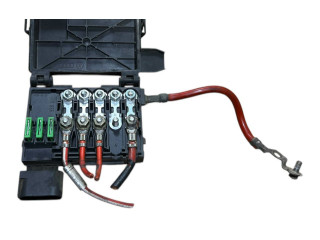 Блок предохранителей 1C0937550C   Volkswagen Transporter - Caravelle T4    