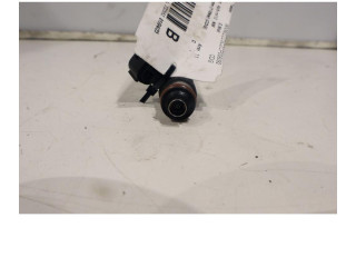 Форсунка 0280158831    Volkswagen PASSAT B7  CDG 