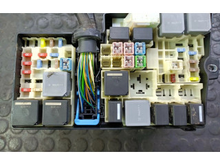 Pojistková skříňka AV6T14A067AC Ford C-MAX II 2014