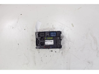 Блок предохранителей    Jeep Renegade    