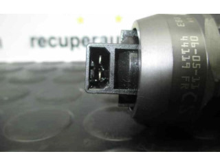 Форсунка 038130073BN Volkswagen Caddy