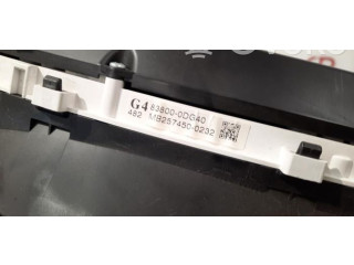 Přístrojová deska Toyota Yaris 2011 838000DG40