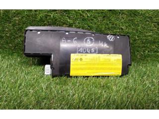 Подушка безопасности в сиденье 4B0880241J   Audi A6 S6 C5 4B