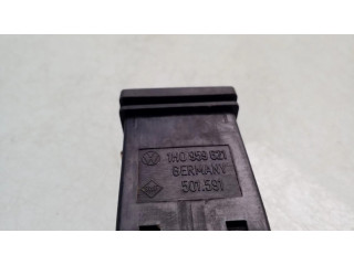 Включатель обогрева стекла с помощью электричества