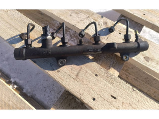 Топливная рампа 8200330912, 063720L4   Renault Trafic II (X83)  