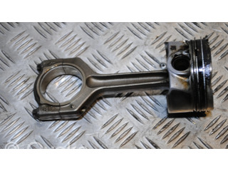 Píst 764595801 BMW 5 GT F07 pro benzínový motor 3.0