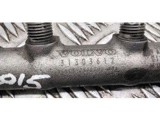 Топливная рампа 31303612   Volvo V70   для двигателя D4204T5