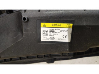 Капот двигателя