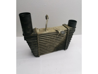 Интеркулер MN130321, 6390900414 Mitsubishi Colt CZ3