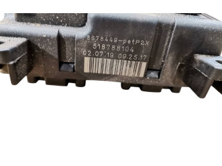Блок предохранителей 8678449, 518788104   Volvo S80    