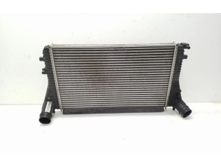 Интеркулер 5C0145803B Volkswagen Jetta VI