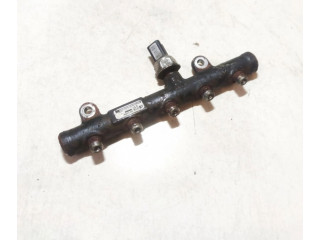 Топливная рампа 9681649580   Volvo V50  