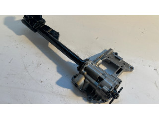 Масляный насос 7798368 BMW 5 E60 E61 2.5