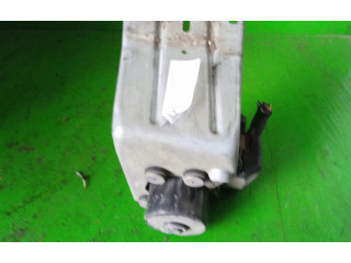 Блок АБС 9496946 Volvo V70 2000 - 2004 года